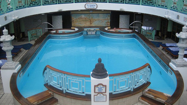 Бассейн Lotus Pool
