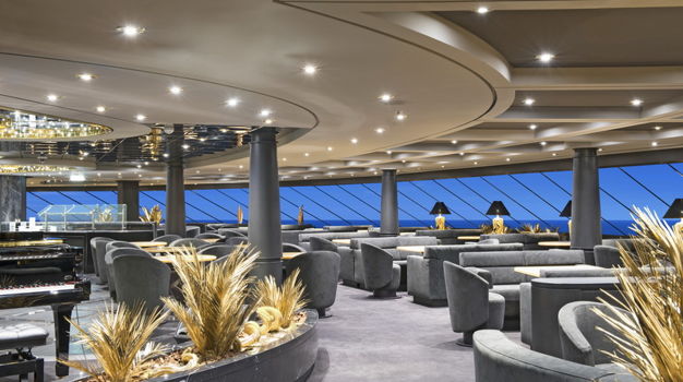 Салон (Yacht Club - Top Sail Lounge)