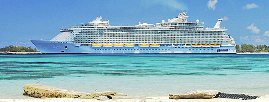 Allure of the Seas в Нассау (Багамские острова)