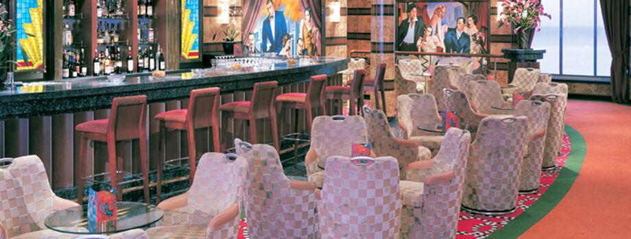 Шампань-бар и винный ресторан (Gatsby's Champagne Bar & Wine Cellar)