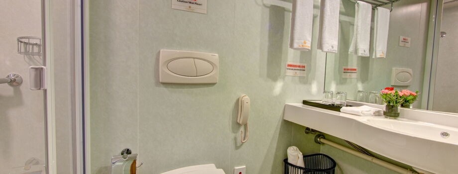 Ванная комната в каюте Делюкс Стандарт